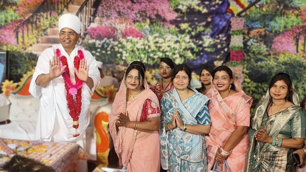 ऐतिहासिक आयोजन- डोंगिया सुलोनी के गबेल परिवार में प्रारंभ हुआ सुखद सत्संग एवं अमृत कथा का धार्मिक आयोजन, परम पूज्य असंग साहेब जी की अमृतमय वाणी से हो रहा है कथा का रसपान, बड़ी हस्तियां भी पहुंची कथा का श्रवण करने kshititech