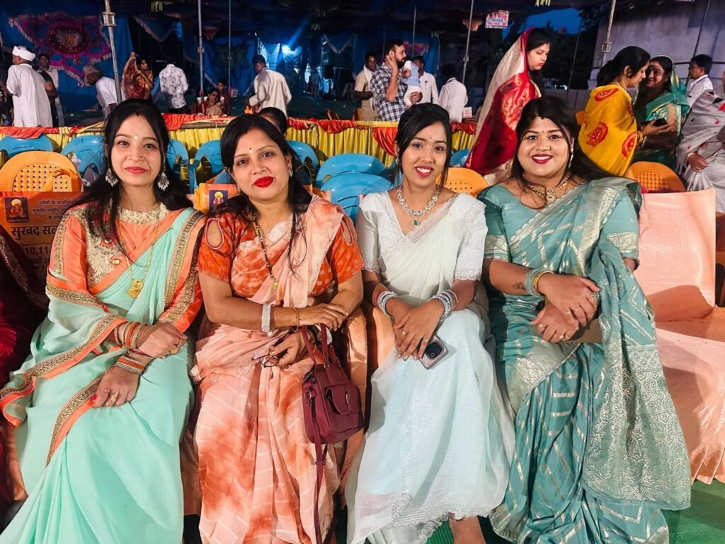 सुखद सत्संग के आयोजन से हजारों धर्म प्रेमियों ने किया असंग देव साहेब जी की अमृतमय कथा का रसपान, 12 फरवरी को सुखद सत्संग का हुआ सुखद समापन,डोंगिया सुलौनी के रामकुमार गीता गबेल परिवार ने किया था धार्मिक आयोजन, जिले के पुलिस कप्तान प्रफुल्ल कुमार ठाकुर भी पहुंचे कथा श्रवण करने सुखद सत्संग के आयोजन से हजारों धर्म प्रेमियों ने किया असंग देव साहेब जी की अमृतमय कथा का रसपान, 12 फरवरी को सुखद सत्संग का हुआ सुखद समापन,डोंगिया सुलौनी के रामकुमार गीता गबेल परिवार ने किया था धार्मिक आयोजन, जिले के पुलिस कप्तान प्रफुल्ल कुमार ठाकुर भी पहुंचे कथा श्रवण करने kshititech