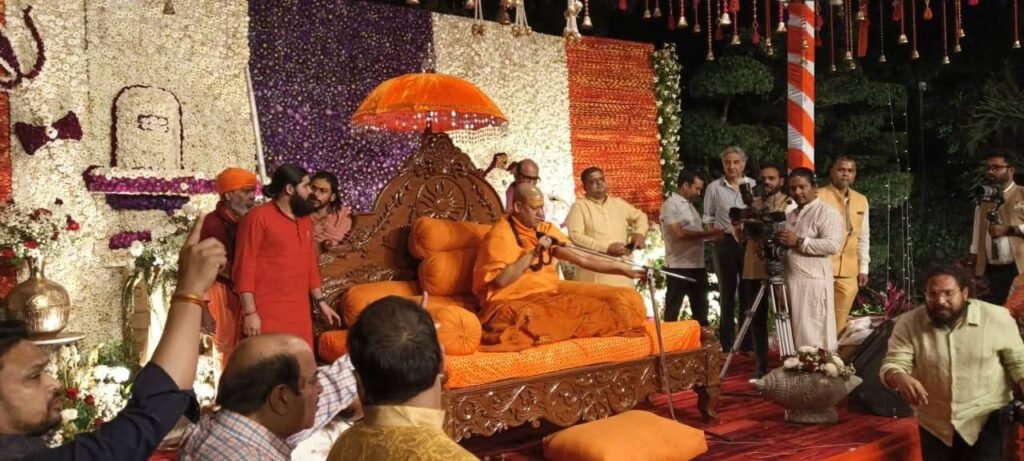 पूर्व विधानसभा अध्यक्ष गौरीशंकर अग्रवाल के निवास पर पहुंचे स्वामी कैलाशानंद गिरि जी महाराज, आशीर्वाद लेने पहुंचे मुख्यमंत्री सहित प्रदेश के दिग्गज बीजेपी नेता, गौरीशंकर जी की विवाह की 50वीं वर्षगांठ पर भी सीएम साहब ने दी बधाई पूर्व विधानसभा अध्यक्ष गौरीशंकर अग्रवाल के निवास पर पहुंचे स्वामी कैलाशानंद गिरि जी महाराज, आशीर्वाद लेने पहुंचे मुख्यमंत्री सहित प्रदेश के दिग्गज बीजेपी नेता, गौरीशंकर जी की विवाह की 50वीं वर्षगांठ पर भी सीएम साहब ने दी बधाई kshititech