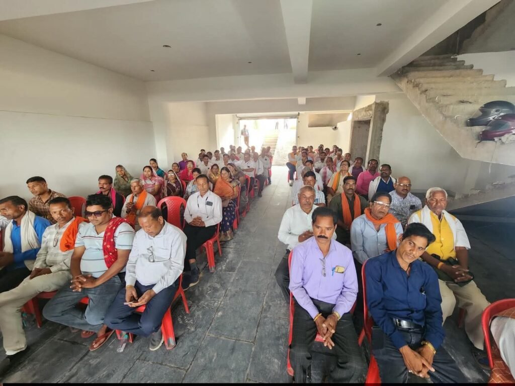 जिला अध्यक्ष प्रकाश साहू की सक्रियता- जिला साहू संग शक्ति की महत्वपूर्ण बैठक संपन्न, जिला अध्यक्ष प्रकाश साहू सहित पदाधिकारी रहे मौजूद, प्रकाश साहू ने कहा- हम सभी का एक ही लक्ष्य है, संगठन सशक्त हो एवं समाज संगठित kshititech