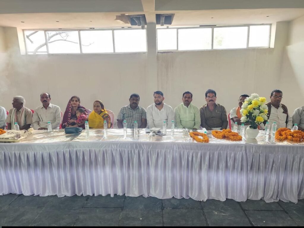 जिला अध्यक्ष प्रकाश साहू की सक्रियता- जिला साहू संग शक्ति की महत्वपूर्ण बैठक संपन्न, जिला अध्यक्ष प्रकाश साहू सहित पदाधिकारी रहे मौजूद, प्रकाश साहू ने कहा- हम सभी का एक ही लक्ष्य है, संगठन सशक्त हो एवं समाज संगठित kshititech