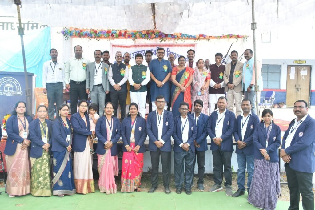 हायर सेकेंडरी स्कूल खैरा में वार्षिकोत्सव संपन्न, जिला शिक्षा अधिकारी मैडम ने भी किया विद्यार्थियों का उत्साहवर्धन kshititech