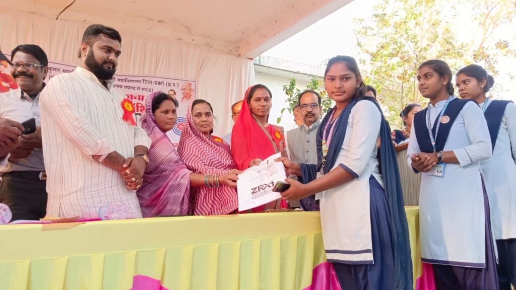 नशा नाश की जड़ है- शक्ति के शासकीय क्रांति कुमार भारतीय महाविद्यालय में नशा मुक्त समाज का निर्माण करने सात दिवसीय विशेष शिविर का हुआ आयोजन, राष्ट्रीय सेवा योजना इकाई की पहल पर आयोजित था कार्यक्रम kshititech