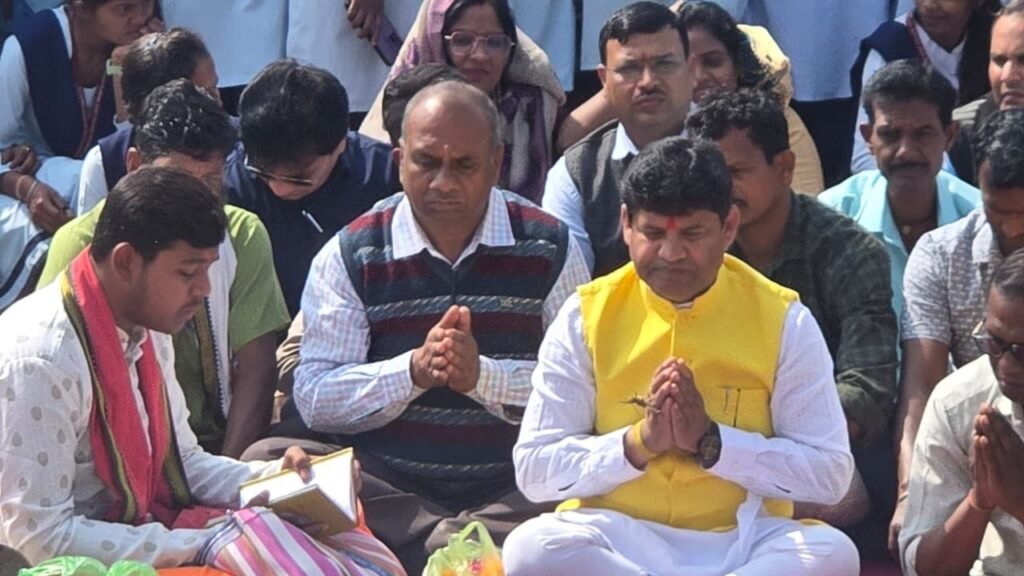 खिलावन की सक्रियता- पूर्व विधायक डॉक्टर खिलावन साहू ने किया 7 करोड़ के निर्माण कार्यों का भूमि पूजन, नगरदा में बनेगा कस्तूरबा गांधी आवासीय विद्यालय एवं सरकारी कॉलेज का नया भवन,खिलावन साहू के प्रयासों से मिली भवन निर्माण की स्वीकृति,पूर्व विधायक खिलावन ने कहा- सर्व वर्ग के कल्याण का है मोदी सरकार का आम बजट kshititech