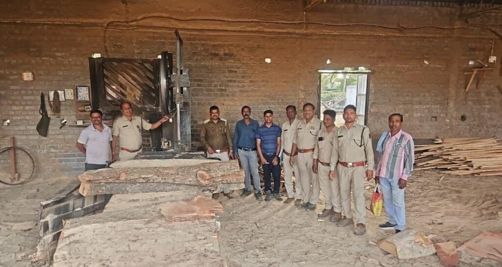 वन विभाग शक्ति ने करी बड़ी कार्रवाई,जैजैपुर क्षेत्र में दो आरा मिलो को किया गया सील, पीएचई विभाग शक्ति ने जल संरक्षण को लेकर उत्साह पूर्वक मनाया जल अर्पण दिवस वन विभाग शक्ति ने करी बड़ी कार्रवाई,जैजैपुर क्षेत्र में दो आरा मिलो को किया गया सील, पीएचई विभाग शक्ति ने जल संरक्षण को लेकर उत्साह पूर्वक मनाया जल अर्पण दिवस kshititech