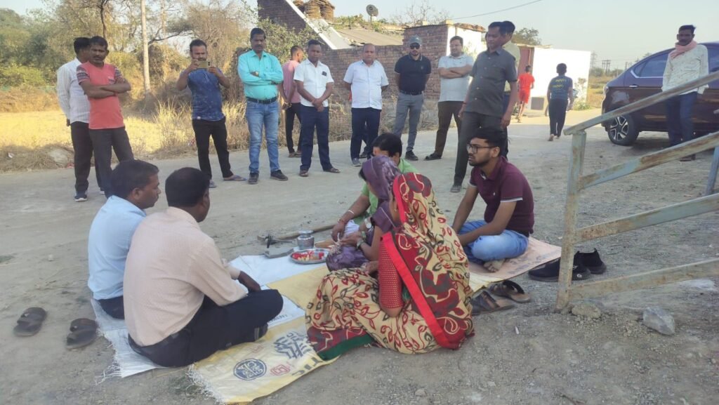 बाराद्वार नगर पंचायत में निर्माण कार्यों का हो रहा लगातार भूमि पूजन, वार्ड क्रमांक 14, 15 में बनेगी आरसीसी नाली, अध्यक्ष नारायण कुर्रे ने शहर- सभी के सहयोग से हमारा शहर बनेगा पूरे प्रदेश में विकसित शहर बाराद्वार नगर पंचायत में निर्माण कार्यों का हो रहा लगातार भूमि पूजन, वार्ड क्रमांक 14, 15 में बनेगी आरसीसी नाली, अध्यक्ष नारायण कुर्रे ने शहर- सभी के सहयोग से हमारा शहर बनेगा पूरे प्रदेश में विकसित शहर kshititech