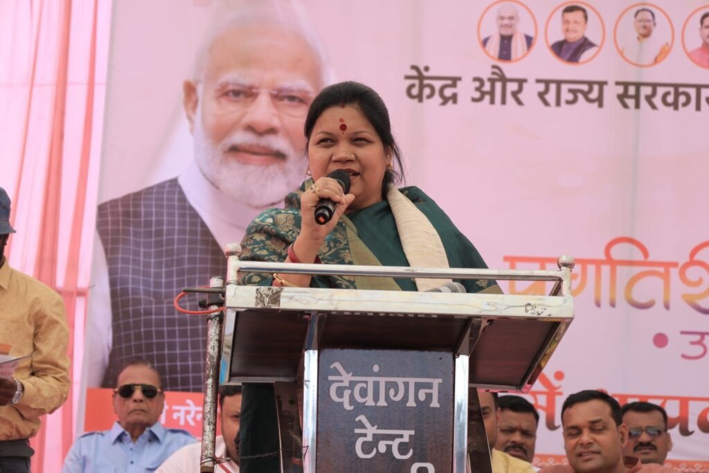 जब स्कूली बच्चों ने भी किया सांसद जी का धन्यवाद,5000 स्कूली बच्चे पहुंचे प्रदर्शनी देखने, सांसद कमलेश जांगड़े ने किया प्रगतिशील छत्तीसगढ़ प्रदर्शनी का भाग्य शुभारंभ, जिला मुख्यालय जांजगीर चांपा में केंद्र, राज्य सरकार की विभिन्न योजनाओं का मिलेगा प्रत्यक्ष लाभ, दिल्ली से आई हुई है विशेष टीम जब स्कूली बच्चों ने भी किया सांसद जी का धन्यवाद,5000 स्कूली बच्चे पहुंचे प्रदर्शनी देखने, सांसद कमलेश जांगड़े ने किया प्रगतिशील छत्तीसगढ़ प्रदर्शनी का भाग्य शुभारंभ, जिला मुख्यालय जांजगीर चांपा में केंद्र, राज्य सरकार की विभिन्न योजनाओं का मिलेगा प्रत्यक्ष लाभ, दिल्ली से आई हुई है विशेष टीम kshititech