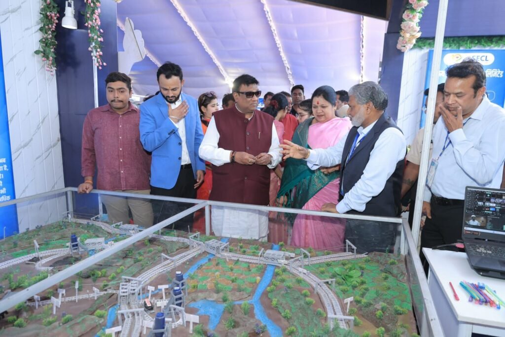 जिले वासियों ने किया सांसद जी का धन्यवाद- अभुतपूर्व जनसैलाब से प्रगतिशील छत्तीसगढ़ प्रदर्शनी का हुआ शानदार समापन,तीन दिन में करीब सत्रह हजार छात्र-युवा- नागरिकों ने किया अवलोकन,प्रदर्शनी के माध्यम से सांसद जांगड़े जी ने केंद्रीय योजओं से जांजगीर चांपा वासियों को जोड दिया : नारायण चंदेल जिले वासियों ने किया सांसद जी का धन्यवाद- अभुतपूर्व जनसैलाब से प्रगतिशील छत्तीसगढ़ प्रदर्शनी का हुआ शानदार समापन,तीन दिन में करीब सत्रह हजार छात्र-युवा- नागरिकों ने किया अवलोकन,प्रदर्शनी के माध्यम से सांसद जांगड़े जी ने केंद्रीय योजओं से जांजगीर चांपा वासियों को जोड दिया : नारायण चंदेल kshititech