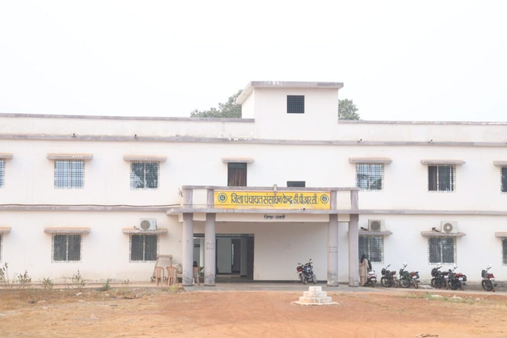 बासु जैन साहब के नेतृत्व में चकाचक होंगे शक्ति जिले के गांव- जिला प्रशासन से मिली करोड़ों रुपए के नए विकास कामों की स्वीकृति,SIR की मतदाता सूची का हुआ अंतिम प्रकाशन, कलेक्टर तोपनो साहब ने पत्रकार वार्ता के माध्यम से दी जानकारी, 6,70,283 मतदाता है शक्ति जिले में, हजारों नए मतदाताओं की हुई वृद्धि, वोटर लिस्ट में चेक कर लो अपना नाम बासु जैन साहब के नेतृत्व में चकाचक होंगे शक्ति जिले के गांव- जिला प्रशासन से मिली करोड़ों रुपए के नए विकास कामों की स्वीकृति,SIR की मतदाता सूची का हुआ अंतिम प्रकाशन, कलेक्टर तोपनो साहब ने पत्रकार वार्ता के माध्यम से दी जानकारी, 6,70,283 मतदाता है शक्ति जिले में, हजारों नए मतदाताओं की हुई वृद्धि, वोटर लिस्ट में चेक कर लो अपना नाम kshititech