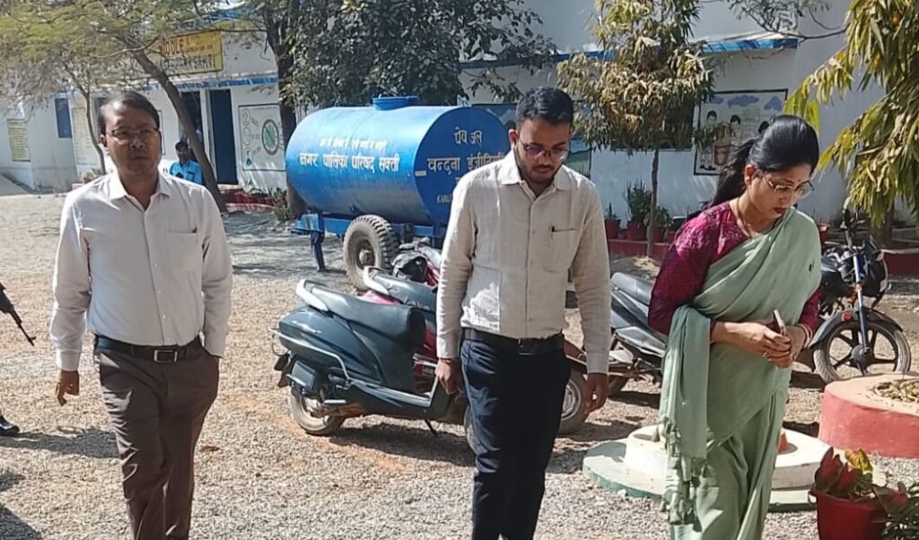 प्रथम दिवस ही सामूहिक दवा सेवन को लेकर लोगों में अच्छी जागरूकता- 10 फरवरी को शक्ति में राष्ट्रीय फाइलेरिया उन्मूलन कार्यक्रम का हुआ शुभारंभ,कलेक्टर तोपनो साहब की उपस्थिति में स्वामी आत्मानंद विद्यालय में था कार्यक्रम, सीएमएचओ डॉक्टर पूजा अग्रवाल सहित स्वास्थ्य विभाग अमला रहा मौजूद kshititech