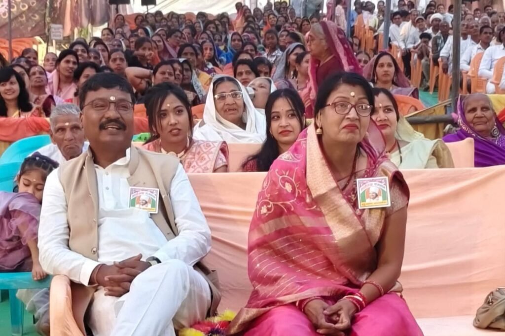 ऐतिहासिक आयोजन- डोंगिया सुलोनी के गबेल परिवार में प्रारंभ हुआ सुखद सत्संग एवं अमृत कथा का धार्मिक आयोजन, परम पूज्य असंग साहेब जी की अमृतमय वाणी से हो रहा है कथा का रसपान, बड़ी हस्तियां भी पहुंची कथा का श्रवण करने kshititech