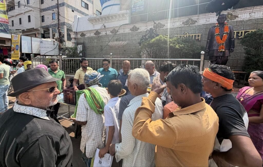 छत्तीसगढ़- मध्य प्रदेश की जनता ने याद किया काका जी को- भाजपा के पितृ पुरुष लक्खीराम जी अग्रवाल की 13 फरवरी को जन्म जयंती पर हुए विभिन्न आयोजन, स्टेशन चौक में स्थापित प्रतिमा पर हुआ श्रद्धांजलि कार्यक्रम, परिवार जनों ने किया भंडारे का आयोजन, खनिज विकास निगम के पूर्व अध्यक्ष गिरधर गुप्ता ने भी काका जी को दी श्रद्धांजलि छत्तीसगढ़- मध्य प्रदेश की जनता ने याद किया काका जी को- भाजपा के पितृ पुरुष लक्खीराम जी अग्रवाल की 13 फरवरी को जन्म जयंती पर हुए विभिन्न आयोजन, स्टेशन चौक में स्थापित प्रतिमा पर हुआ श्रद्धांजलि कार्यक्रम, परिवार जनों ने किया भंडारे का आयोजन, खनिज विकास निगम के पूर्व अध्यक्ष गिरधर गुप्ता ने भी काका जी को दी श्रद्धांजलि kshititech