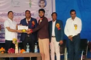 कमाल के हैं बाल वैज्ञानिक-सक्ती में&nbsp; लिटिल फ्लावर इंग्लिश मीडियम स्कूल के बाल वैज्ञानिकों ने दिखाया अपना कमाल, जिला स्तरीय विज्ञान प्रदर्शनी में दी शानदार प्रस्तुति, राष्ट्रीय गणित एवं विज्ञान दिवस पर जिला शिक्षा विभाग के निर्देशन में आयोजित था कार्यक्रम kshititech