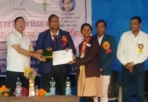 कमाल के हैं बाल वैज्ञानिक-सक्ती में&nbsp; लिटिल फ्लावर इंग्लिश मीडियम स्कूल के बाल वैज्ञानिकों ने दिखाया अपना कमाल, जिला स्तरीय विज्ञान प्रदर्शनी में दी शानदार प्रस्तुति, राष्ट्रीय गणित एवं विज्ञान दिवस पर जिला शिक्षा विभाग के निर्देशन में आयोजित था कार्यक्रम kshititech