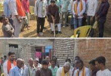 सक्रिय है हमारे पूर्व विधायक खिलावन भैया- खिलावन साहू के प्रयासों से नगरदा में मिली लाखों रुपए की सीसी रोड निर्माण की स्वीकृति, खिलावन ने किया सीसी रोड निर्माण का भूमि पूजन, ग्रामीणों ने किया डॉक्टर खिलावन साहू का धन्यवाद kshititech