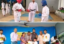 आत्म सुरक्षा को लेकर जागरूक है बच्चे- शक्ति शहर के प्रतिष्ठित अनुनय कॉन्वेंट में कराटे का बेल्ट ग्रेडिंग कार्यक्रम संपन्न, 37 विद्यार्थियो ने दी परीक्षा, बेल्ट एवं प्रमाण पत्र का हुआ वितरण,अनुनय कान्वेंट के संचालक योगेश साहू ने कहा-कराटे से हम कर सकते हैं आत्म सुरक्षा kshititech