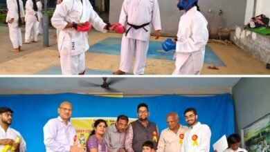 आत्म सुरक्षा को लेकर जागरूक है बच्चे- शक्ति शहर के प्रतिष्ठित अनुनय कॉन्वेंट में कराटे का बेल्ट ग्रेडिंग कार्यक्रम संपन्न, 37 विद्यार्थियो ने दी परीक्षा, बेल्ट एवं प्रमाण पत्र का हुआ वितरण,अनुनय कान्वेंट के संचालक योगेश साहू ने कहा-कराटे से हम कर सकते हैं आत्म सुरक्षा आत्म सुरक्षा को लेकर जागरूक है बच्चे- शक्ति शहर के प्रतिष्ठित अनुनय कॉन्वेंट में कराटे का बेल्ट ग्रेडिंग कार्यक्रम संपन्न, 37 विद्यार्थियो ने दी परीक्षा, बेल्ट एवं प्रमाण पत्र का हुआ वितरण,अनुनय कान्वेंट के संचालक योगेश साहू ने कहा-कराटे से हम कर सकते हैं आत्म सुरक्षा kshititech