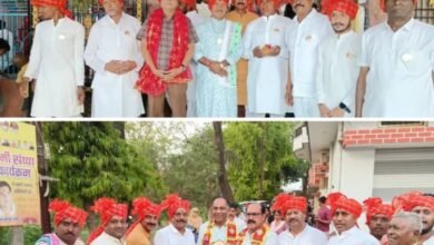 अष्टभुजी की पदयात्रा में उमड़ा देवी भक्तों का हुजूम,. शक्ति से 23 मार्च को रवाना हुई पद यात्रा. महामाया मंदिर में विद्वान पंडित भोलाशंकर तिवारी के मार्गदर्शन में पूजा अर्चना कर हजारों पैदल यात्री निकल पड़े माता रानी की आस्था में. जगह-जगह हुआ यात्रा का स्वागत. श्री चंद्रपुर पदयात्रा सेवा समिति ने किया था आयोजन. नगर पालिका अध्यक्ष श्यामसुंदर ने करवाई पूजा अर्चना. समाजसेवी जगदीश बंसल सहित सेवा भाभी लोगों द्वारा किया गया पद यात्रियों का शरबत एवं ठंडे पानी से स्वागत अष्टभुजी की पदयात्रा में उमड़ा देवी भक्तों का हुजूम,. शक्ति से 23 मार्च को रवाना हुई पद यात्रा. महामाया मंदिर में विद्वान पंडित भोलाशंकर तिवारी के मार्गदर्शन में पूजा अर्चना कर हजारों पैदल यात्री निकल पड़े माता रानी की आस्था में. जगह-जगह हुआ यात्रा का स्वागत. श्री चंद्रपुर पदयात्रा सेवा समिति ने किया था आयोजन. नगर पालिका अध्यक्ष श्यामसुंदर ने करवाई पूजा अर्चना. समाजसेवी जगदीश बंसल सहित सेवा भाभी लोगों द्वारा किया गया पद यात्रियों का शरबत एवं ठंडे पानी से स्वागत kshititech