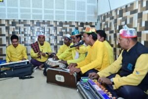 मोदी सरकार के शहरी विकास मंत्री तोखन साहू बने सदभावना भोकवाधिराज एवं समाजसेवी राजेंद्र अग्रवाल राजू जोजवानंद बने, अवसर था बिलासपुर में सद्भावना मंच के होली मिलन समारोह का, बिलासपुर की महापौर भी हुई शामिल, समाजसेवी राजेंद्र राजू ने किया सद्भावना मंच का धन्यवाद kshititech