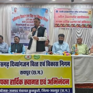 लोकेश जी की सक्रियता-कुनकुरी में हुआ महिलाओं के लिए स्वरोजगार मूलक स्किल डेवलपमेंट कार्यक्रम।छत्तीसगढ़ वित्त विकास निगम एवं महावीर इंटरकॉन्टिनेंटल के प्रयास से लोकेश कावड़िया ने करी पहल। ढाई सौ महिलाओं ने लिया लाभ. प्रदेश के मुख्यमंत्री जी के गृह विधानसभा क्षेत्र में आयोजित था कार्यक्रम kshititech