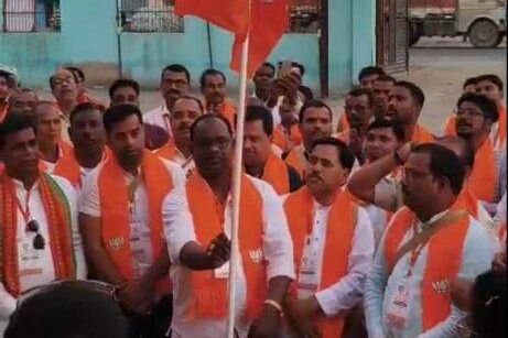 भाजपा के प्रशिक्षण महाभियां की अध्यक्षता की वरिष्ठ नेता रमेश सिंघानिया ने श्री सिंघानिया ने कहा- प्रशिक्षण कार्यक्रमों से कार्यकर्ताओं को संगठन की बारीकियो से कराया जाता है अवगत। बाराद्वार मंडल ने किया था कार्यक्रम का आयोजन kshititech