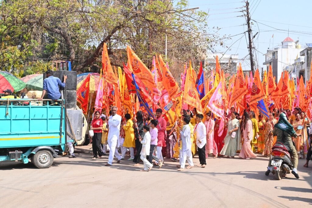 सक्ति का ऐतिहासिक श्याम महोत्सव- शक्ति शहर में निकली श्याम महोत्सव पर निशान यात्रा, श्री राधा कृष्ण मंदिर में हुआ फागुन श्याम ग्यारस पर भजन संध्या, निशान यात्रा का हुआ जगह-जगह स्वागत, भजन उत्सव कार्यक्रम में उमड़ी श्याम प्रेमियों की भीड़ kshititech