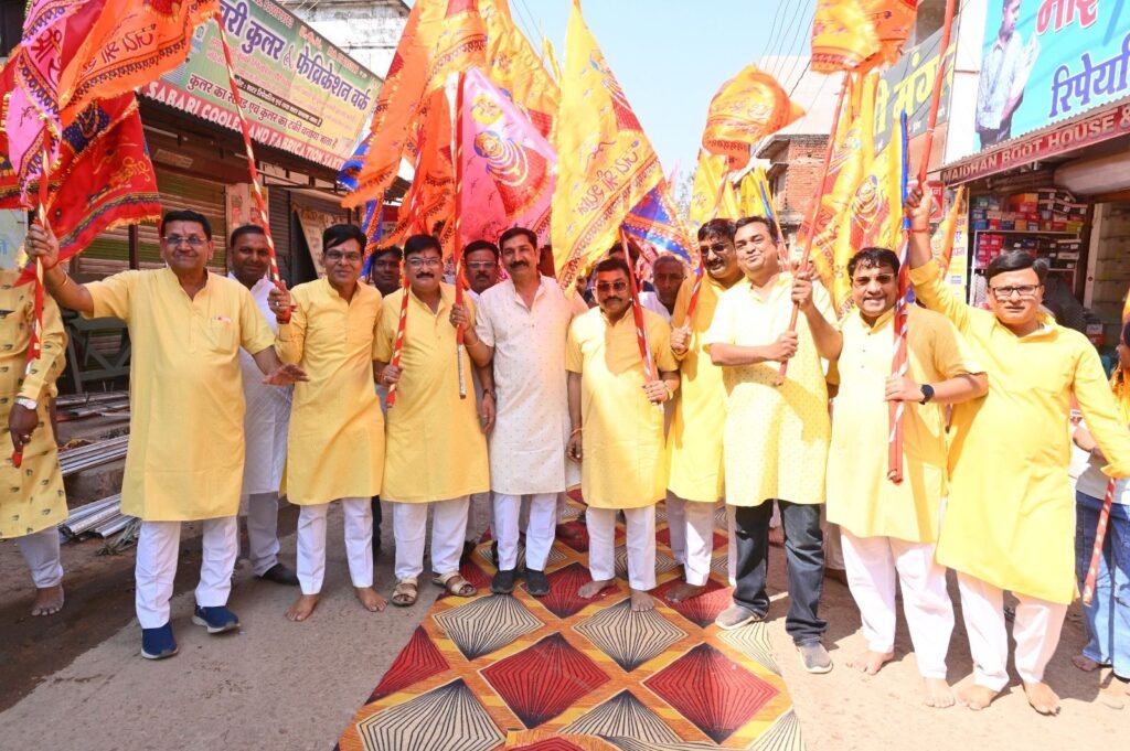 सक्ति का ऐतिहासिक श्याम महोत्सव- शक्ति शहर में निकली श्याम महोत्सव पर निशान यात्रा, श्री राधा कृष्ण मंदिर में हुआ फागुन श्याम ग्यारस पर भजन संध्या, निशान यात्रा का हुआ जगह-जगह स्वागत, भजन उत्सव कार्यक्रम में उमड़ी श्याम प्रेमियों की भीड़ kshititech