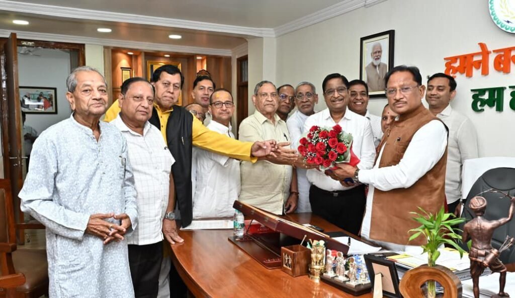 गौरीशंकर को बनाया जाए राज्यसभा प्रत्याशी- छत्तीसगढ़ के अग्रवाल समाज ने करी मुख्यमंत्री जी से मुलाकात, राज्यसभा चुनाव में पूर्व विधानसभा अध्यक्ष गौरीशंकर अग्रवाल को भाजपा से उम्मीदवार बनाने करी मांग, डॉ अशोक सियाराम अग्रवाल के नेतृत्व में मिला प्रतिनिधिमंडल गौरीशंकर को बनाया जाए राज्यसभा प्रत्याशी- छत्तीसगढ़ के अग्रवाल समाज ने करी मुख्यमंत्री जी से मुलाकात, राज्यसभा चुनाव में पूर्व विधानसभा अध्यक्ष गौरीशंकर अग्रवाल को भाजपा से उम्मीदवार बनाने करी मांग, डॉ अशोक सियाराम अग्रवाल के नेतृत्व में मिला प्रतिनिधिमंडल kshititech