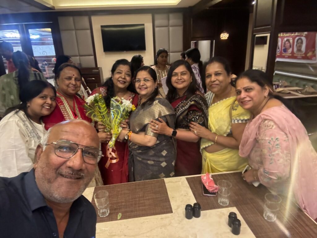 डॉ अनीता अग्रवाल को मिली बड़ी जिम्मेदारी- छत्तीसगढ़ प्रांतीय अग्रवाल महिला संगठन की प्रदेश अध्यक्ष बनाई गई अनीता. संगठन के प्रदेश अध्यक्ष डॉक्टर अशोक सियाराम अग्रवाल ने दी जिम्मेदारी। जिम्मेदारी मिलने पर अनीता ने कहा- प्रदेश के सभी स्थानों पर करेंगे महिला इकाई का गठन डॉ अनीता अग्रवाल को मिली बड़ी जिम्मेदारी- छत्तीसगढ़ प्रांतीय अग्रवाल महिला संगठन की प्रदेश अध्यक्ष बनाई गई अनीता. संगठन के प्रदेश अध्यक्ष डॉक्टर अशोक सियाराम अग्रवाल ने दी जिम्मेदारी। जिम्मेदारी मिलने पर अनीता ने कहा- प्रदेश के सभी स्थानों पर करेंगे महिला इकाई का गठन kshititech