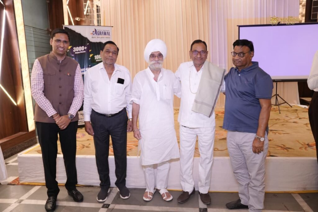 रुपए की पाठशाला- आज की बचत.कल की सुरक्षा।20 मार्च को अग्रवाल इंश्योरेंस कंसल्टेंसी के राहुल अग्रवाल ने करी अनुकरणीय पहल। बिलासपुर के लाफिंग क्लब के सदस्यों के साथ किया कार्यक्रम। एवं सम्मान समारोह kshititech