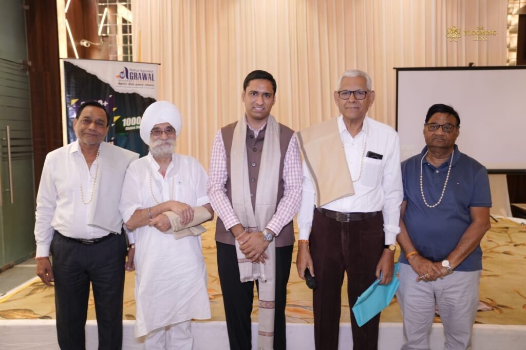 रुपए की पाठशाला- आज की बचत.कल की सुरक्षा।20 मार्च को अग्रवाल इंश्योरेंस कंसल्टेंसी के राहुल अग्रवाल ने करी अनुकरणीय पहल। बिलासपुर के लाफिंग क्लब के सदस्यों के साथ किया कार्यक्रम। एवं सम्मान समारोह kshititech