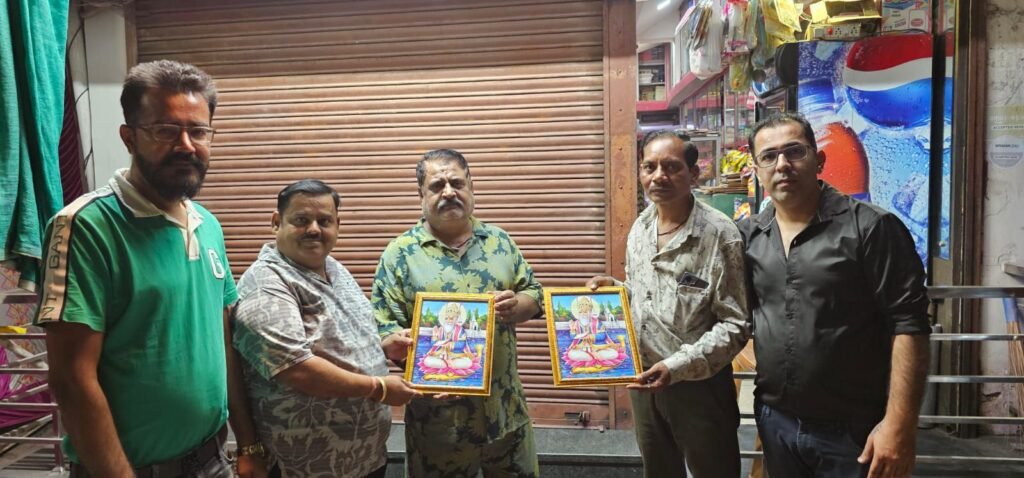 भगवान झूलेलाल जी की तस्वीर सिंधी समाज के घर-घर में हुई स्थापित।भारतीय सिंधु सभा युवा इकाई के अध्यक्ष सुरेश कृपलानी अनुकरणीय पहल। 20 मार्च को भगवान झूलेलाल जी की जयंती पर सामाजिक क्षेत्र में हुआ सराहनीय प्रयास भगवान झूलेलाल जी की तस्वीर सिंधी समाज के घर-घर में हुई स्थापित।भारतीय सिंधु सभा युवा इकाई के अध्यक्ष सुरेश कृपलानी अनुकरणीय पहल। 20 मार्च को भगवान झूलेलाल जी की जयंती पर सामाजिक क्षेत्र में हुआ सराहनीय प्रयास kshititech