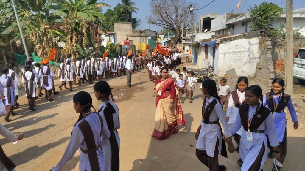 पोरथा के सरस्वती शिशु मंदिर में में हिंदू नव वर्ष पर हुए विविध आयोजन। राष्ट्रीय स्वयंसेवक संघ ने किया था आयोजन। संघ के कार्यकर्ता विनोद यादव के मार्गदर्शन में संपन्न हुए कार्यक्रम kshititech