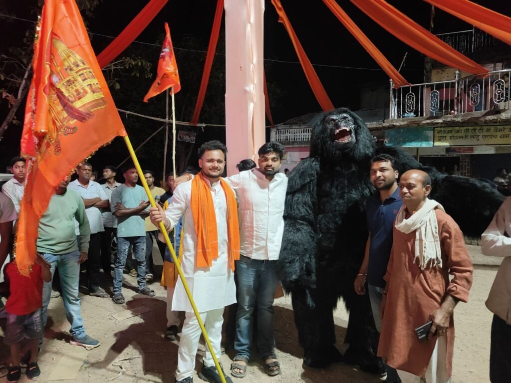 श्री राम नवमी जयंती पर ग्राम जर्वे (शक्ति) में भव्य शोभायात्रा एवं धार्मिक आयोजन संपन्न. राम जी की पूजा अर्चना कर गांव में निकाली गई भव्य शोभा यात्रा रैली।दिखा राम भक्तों का उत्साह श्री राम नवमी जयंती पर ग्राम जर्वे (शक्ति) में भव्य शोभायात्रा एवं धार्मिक आयोजन संपन्न. राम जी की पूजा अर्चना कर गांव में निकाली गई भव्य शोभा यात्रा रैली।दिखा राम भक्तों का उत्साह kshititech