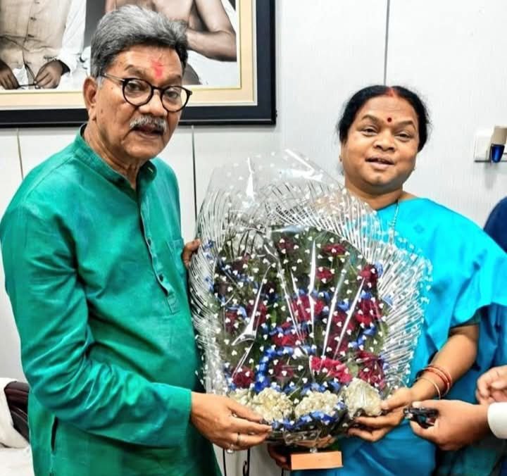 कांग्रेस का आदिवासी महिला कार्ड-छत्तीसगढ़ प्रदेश में कांग्रेस से फूलों देवी नेताम होगी दोबारा राज्यसभा की उम्मीदवार, नेता प्रतिपक्ष महंत ने दी बधाई, फूलों देवी नेताम का सफलता भरा रहा राज्यसभा सांसद के रूप में पहला कार्यकाल कांग्रेस का आदिवासी महिला कार्ड-छत्तीसगढ़ प्रदेश में कांग्रेस से फूलों देवी नेताम होगी दोबारा राज्यसभा की उम्मीदवार, नेता प्रतिपक्ष महंत ने दी बधाई, फूलों देवी नेताम का सफलता भरा रहा राज्यसभा सांसद के रूप में पहला कार्यकाल kshititech