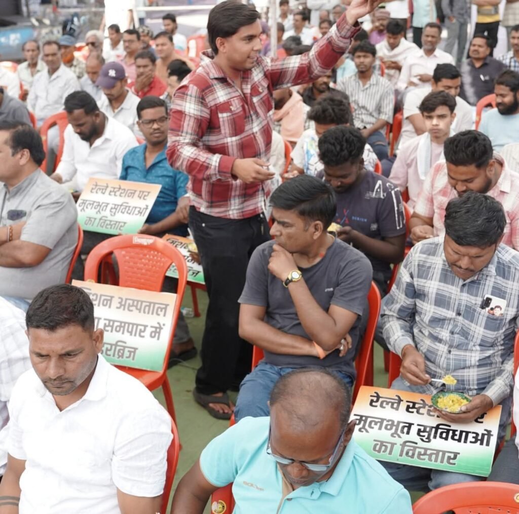 रेलवे की अनदेखी अब नहीं होगी बर्दाश्त- जांजगीर की जनता ने कहा धन्यवाद विधायक व्यास जी- 6 मार्च को जिला मुख्यालय में हुआ रेलवे मांगों को लेकर ऐतिहासिक चक्का जाम एवं नगर बंद का आंदोलन, नजर आया शहर की जनता का गुस्सा, आंदोलन को लेकर जबरदस्त जुनून kshititech