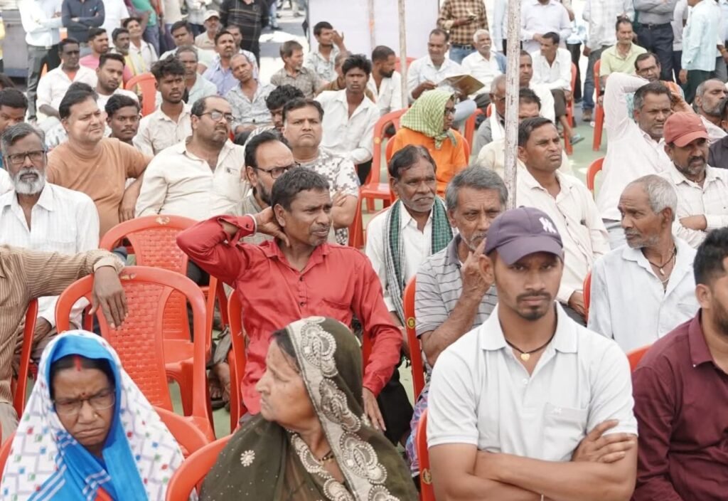 रेलवे की अनदेखी अब नहीं होगी बर्दाश्त- जांजगीर की जनता ने कहा धन्यवाद विधायक व्यास जी- 6 मार्च को जिला मुख्यालय में हुआ रेलवे मांगों को लेकर ऐतिहासिक चक्का जाम एवं नगर बंद का आंदोलन, नजर आया शहर की जनता का गुस्सा, आंदोलन को लेकर जबरदस्त जुनून kshititech