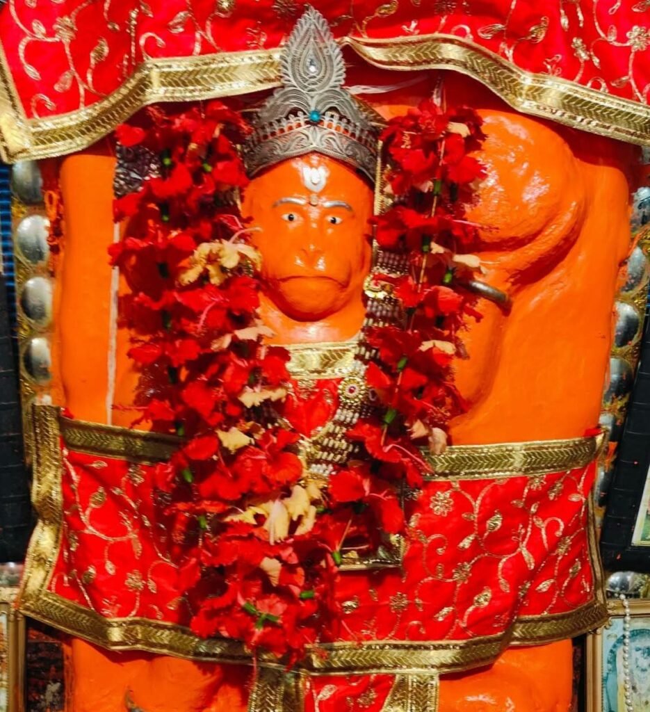 शक्ति के थाना चौक स्थित सिद्ध श्री हनुमान मंदिर में 2 अप्रैल को होगा हनुमान जन्मोत्सव कार्यक्रम, मंदिर के पुजारी पंडित ओमप्रकाश वैष्णव ने दी जानकारी, शक्ति के इस हनुमान मंदिर में दूर-दूर से भक्त आते हैं अपनी मन्नतें पूरी करवाने kshititech