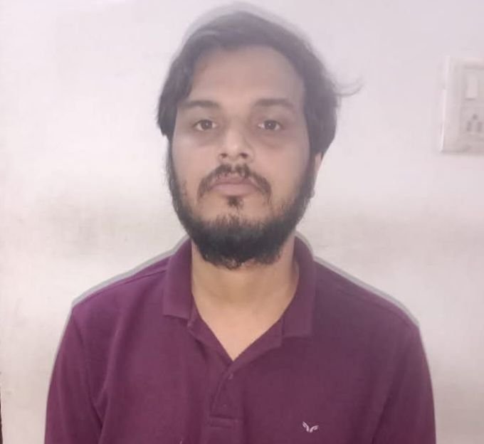 जीवन साथी ऐप से बनाई पहचान।शक्ति पुलिस की बड़ी सफलता- कानपुर से पड़कर ले आई अंकित को। सोशल मीडिया पर महिला से पहचान बनाकर मांग कर रहा था पैसे की। 9 मार्च को महिला ने करवाई थी थाने में रिपोर्ट दर्ज। संवेदनशील मामलों पर शक्ति पुलिस की सक्रियता सराहनीय जीवन साथी ऐप से बनाई पहचान।शक्ति पुलिस की बड़ी सफलता- कानपुर से पड़कर ले आई अंकित को। सोशल मीडिया पर महिला से पहचान बनाकर मांग कर रहा था पैसे की। 9 मार्च को महिला ने करवाई थी थाने में रिपोर्ट दर्ज। संवेदनशील मामलों पर शक्ति पुलिस की सक्रियता सराहनीय kshititech