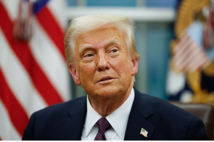 अमेरिका की करेंसी पर अब होंगे राष्ट्रपति के हस्ताक्षर. डेढ़ सौ सालो के बाद बदलेंगी परंपरा. 1861 में हुई थी डॉलर नोटों की शुरुआत kshititech