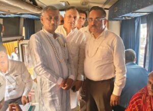 सामाजिक संस्था महावीर इंटरकॉन्टिनेंटल ने निशुल्क नेत्र जांच.चश्मा एवं दवाई वितरण का किया आयोजन. श्री महावीर जन्म कल्याण समिति द्वारा आयोजित था कार्यक्रम। वित्त विकास निगम के अध्यक्ष लोकेश कावड़िया भी पहुंचे कार्यक्रम में kshititech