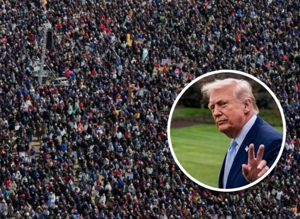 डोनाल्ड ट्रंप के खिलाफ 80 लाख लोग उतरे सड़कों पर। अमेरिका में महंगाई का विरोध कर रही जनता। नो किंग्स प्रदर्शन। आफ़त पीछा नहीं छोड़ रही अमेरिका के राष्ट्रपति का डोनाल्ड ट्रंप के खिलाफ 80 लाख लोग उतरे सड़कों पर। अमेरिका में महंगाई का विरोध कर रही जनता। नो किंग्स प्रदर्शन। आफ़त पीछा नहीं छोड़ रही अमेरिका के राष्ट्रपति का kshititech