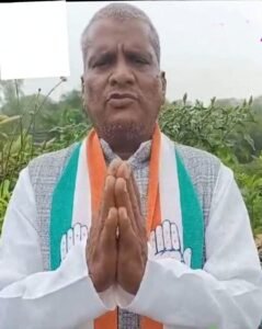 जिला किसान कांग्रेस के अध्यक्ष साधेश्वर गबेल ने कहा-हसदेव बांगो बांध के स्वप्नदृष्टवा थे जननायक बिसाहू दास महंत जी। जन्म जयंती की पूर्व संध्या पर साधेश्वर ने किया उन्हें स्मरण. साधेश्वर ने कहा-बिसाहू दास जी के स्वप्न को उनके बेटे डॉक्टर चरण दास महंत ने किया चरितार्थ। हरदेव मांगों की नहरे आज क्षेत्र के किसानों के लिए बन गई है वरदान kshititech