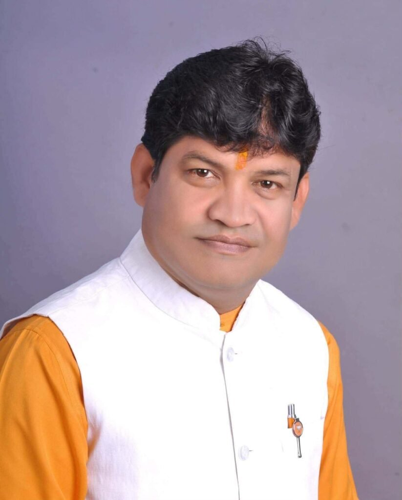 शक्ति के पूर्व विधायक डॉक्टर खिलावन साहू ने डीजल- पेट्रोल की दरों में एक्साइज ड्यूटी घटाने को बताया मोदी सरकार का ऐतिहासिक निर्णय। साहू ने कहा- विपरीत परिस्थितियों के बावजूद केंद्र सरकार ने आम जनता को दी पड़ी राहत शक्ति के पूर्व विधायक डॉक्टर खिलावन साहू ने डीजल- पेट्रोल की दरों में एक्साइज ड्यूटी घटाने को बताया मोदी सरकार का ऐतिहासिक निर्णय। साहू ने कहा- विपरीत परिस्थितियों के बावजूद केंद्र सरकार ने आम जनता को दी पड़ी राहत kshititech