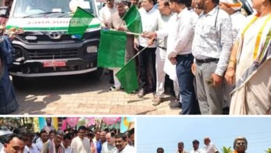 खुशहाल छत्तीसगढ़ के लिए काम किया था बाबू बिसाहू दास महन्त ने --रामकुमार यादव.ऐसी करनी कर चलो हम हंसे जग रोये-श्यामसुंदर अग्रवाल.चार 108 एम्बुलेंस का लोकार्पण. बिसाहू दास महंत की जन्म जयंती पर जिला मुख्यालय शक्ति में हुए विभिन्न आयोजन. नेता प्रतिपक्ष महंत जी एवं सूरज महंत भी रहे मौजूद kshititech