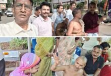 शक्ति के जिला पंचायत सीईओ बासु जैन के निवास पर पहुंचे पूज्य मुनि श्री 108 श्री सूयश सागर जी एवं श्री कौशल्य सागर जी.मुनि जी का हुआ जोरदार स्वागत जांजगीर सहित विभिन्न स्थानों से समाज बंधुओ ने पहुंच कर लिया आशीर्वाद. स्व कल्याण का संदेश देते तपती धूप में भी पैदल चलते हैं मुनि महाराज जी. जांजगीर से पहुंचे सुशील जैन ने कहा- उड़ीसा तक की पैदल यात्रा करेंगे मुनि&nbsp; द्वय जी kshititech