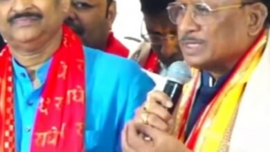 सीएम पहुंचे राम जी के दरबार में-रायपुर के श्री राम मंदिर में चल रही श्रीमद् भागवत कथा का श्रवण करने पहुंचे मुख्यमंत्री विष्णु देव सा. श्री राम मंदिर कथा आयोजन समिति के अध्यक्ष सुनील रामदास भी रहे मौजूद. प्रभु रामचंद्र जी की पूजा अर्चना भी की सीएम साहब ने. गौ माताओ के संरक्षण के लिए गौ धाम योजना को बताया सरकार की महत्वाकांक्षी योजना kshititech