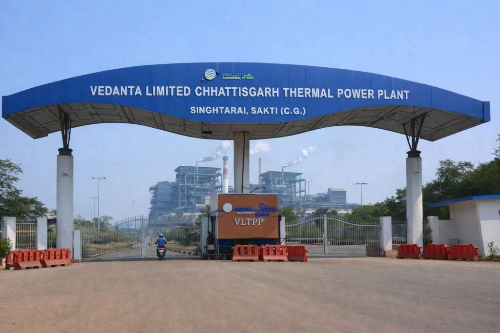 तीन घायलों की और हुई मौत. वेदांता पावर हादसे में अब तक 23 लोगों की गई जान. 12 अन्य घायल लोगों का चल रहा छत्तीसगढ़ के बड़े प्राइवेट हॉस्पिटलों में इलाज. घायलों के इलाज हेतु 5 एयर एंबुलेंस की भी व्यवस्था की है वेदांता पावर ने. घायल मजदूरों की जान बचाने हर संभव हो रही कोशिश kshititech