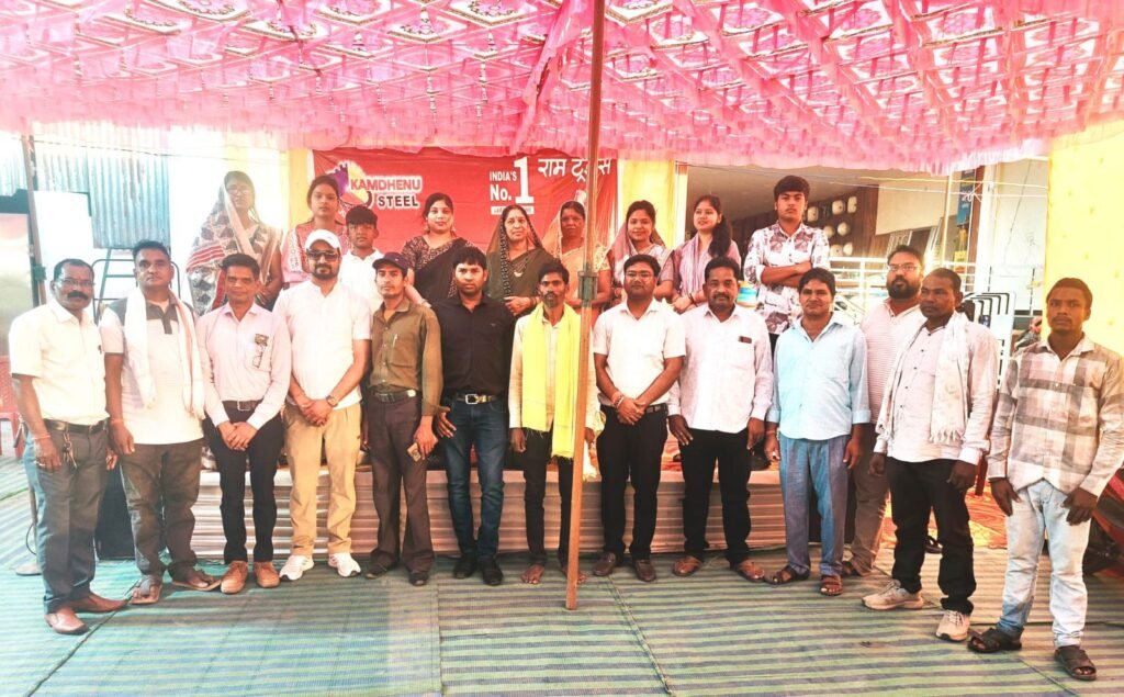 ग्राहकों के लिए अनोखी लकी ड्रॉ योजना-गोपाल सिदार को मिली पुरस्कार में ई स्कूटी गाड़ी-राम ट्रेडर्स सक्ती द्वारा बंपर धमाका ऑफर 2026 का किया गया सफल आयोजन. शक्ति आंचल की प्रतिष्ठित दुकान है राम ट्रेडर्स। 31 मार्च तक खरीददारी करने वाले 287 ग्राहकों ने लिया था कूपन kshititech