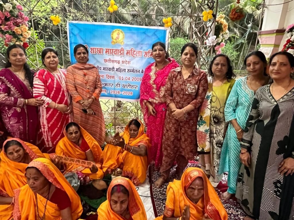 अखिल भारतीय मारवाड़ी महिला समिति शक्ति ने हनुमान मंदिर में किया हनुमान चालीसा का सामूहिक पाठ. श्रद्धालु भक्तों को प्रसाद का भी किया वितरण kshititech